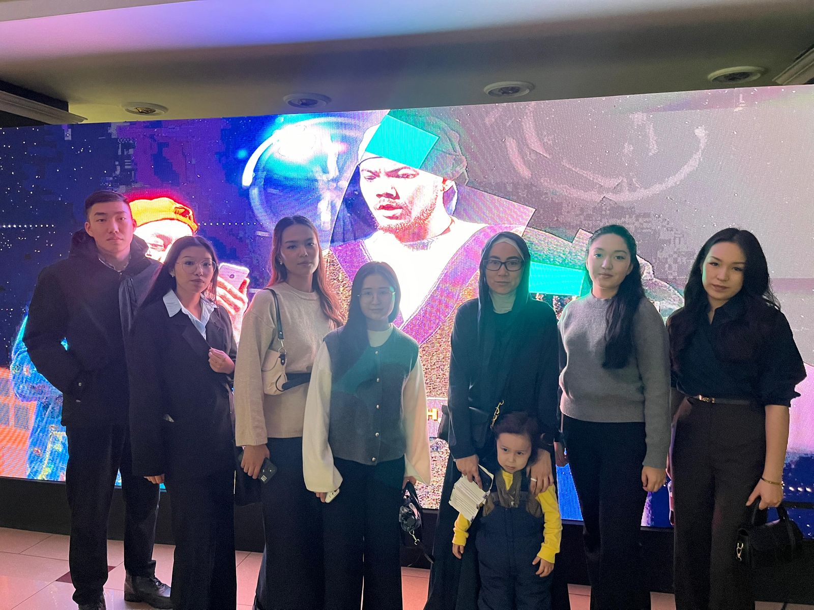 Ақпараттық жүйелер мамандығының студенттері «Қаракөз» спектаклін тамашалады